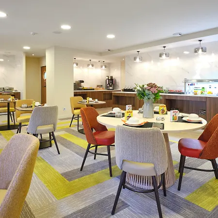 Quality Centre 3* בורדו