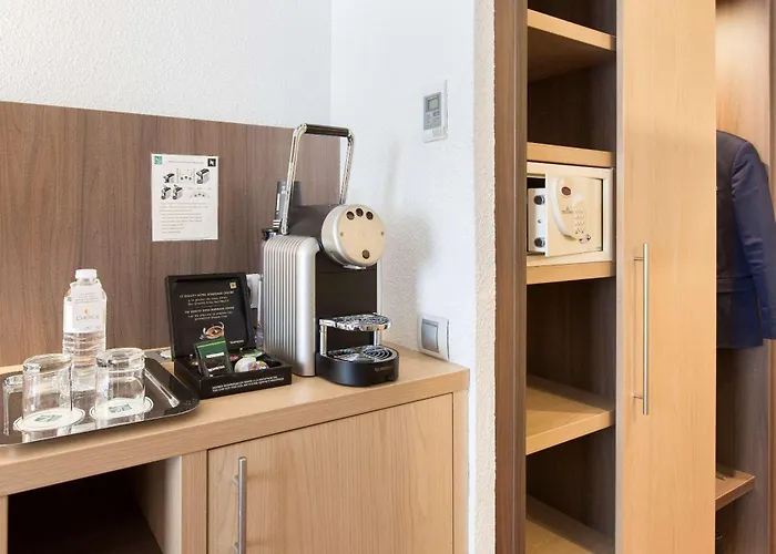 Quality Centre Hotel 3*