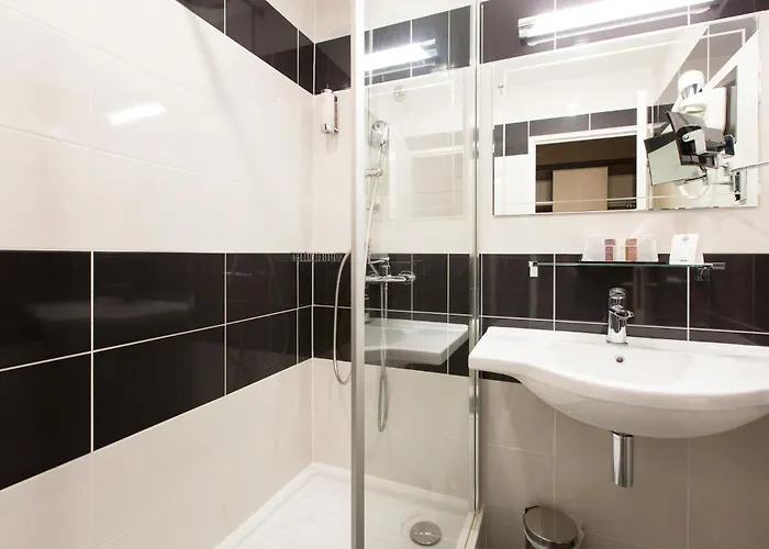 Szálloda Quality Centre 3*