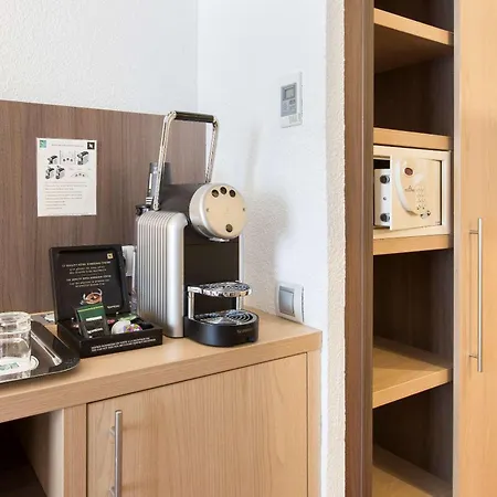 Quality Centre Hotel 3*