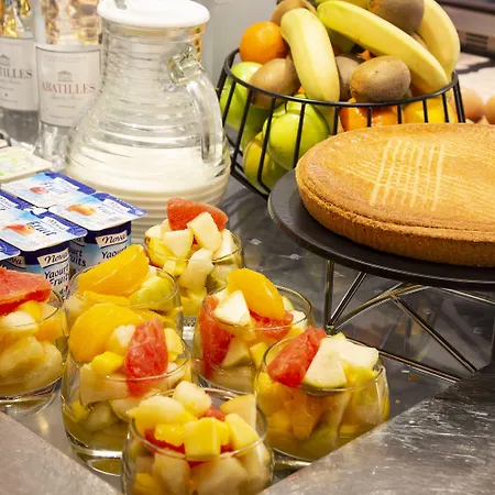 Hotel Quality Centre 3*